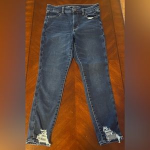 American Eagle NE(X)T level stretch hi-rise jegging adistressed hem